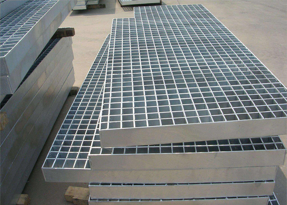 China Assoalho de aço inoxidável que raspa o Grating galvanizado do aço do rolamento barra lisa fornecedor